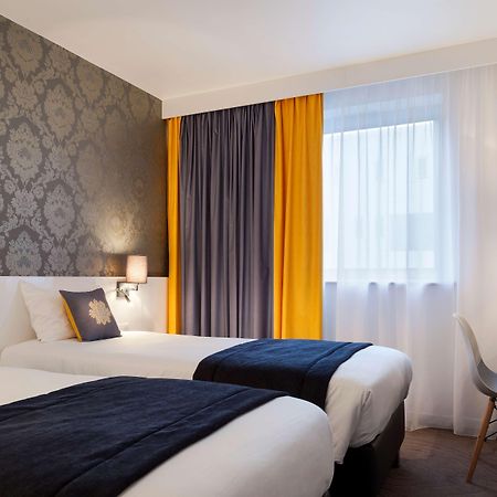 Hotel Kyriad Tours St Pierre Des Corps Gare Сен-П'єрр-де-Кор Екстер'єр фото