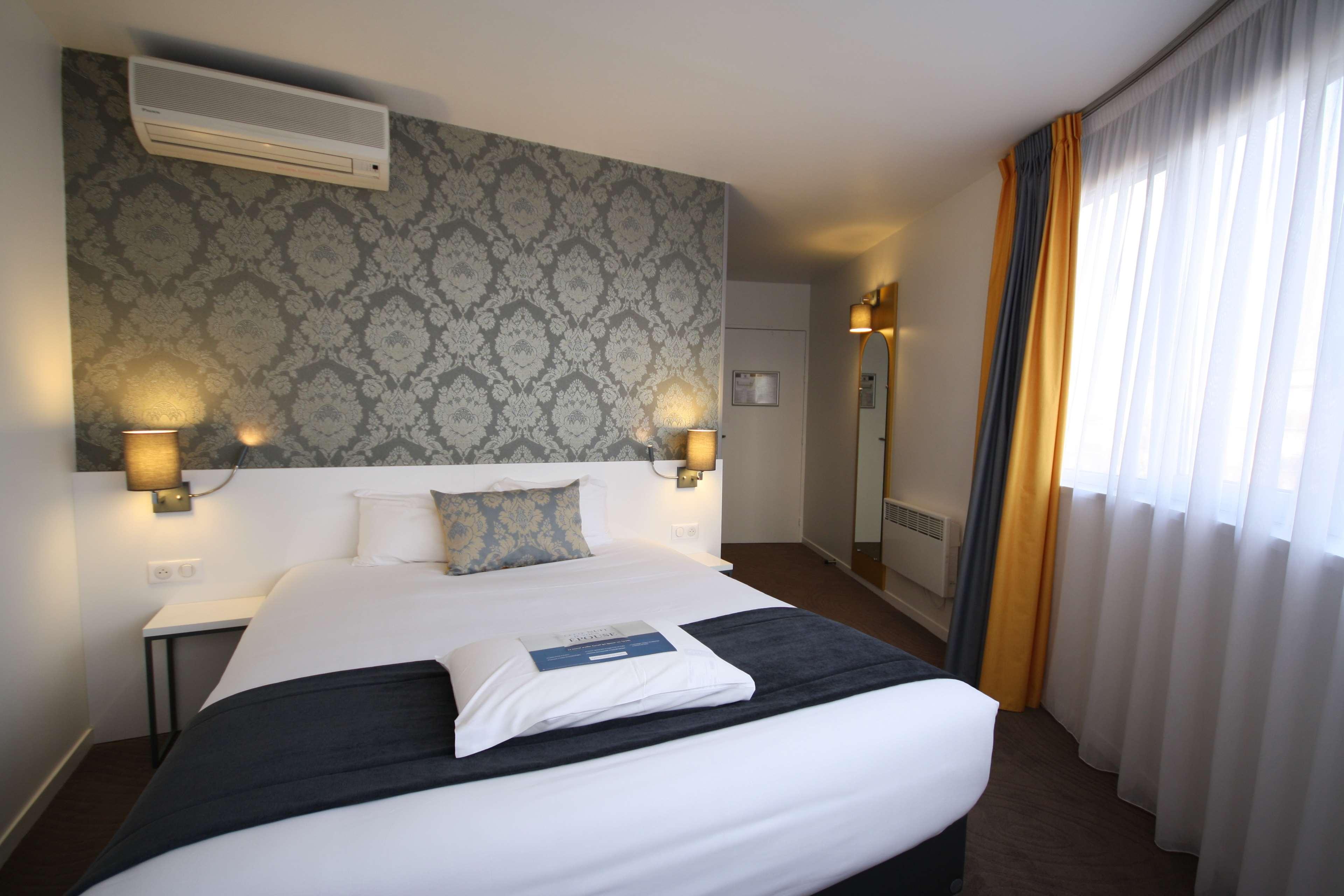 Hotel Kyriad Tours St Pierre Des Corps Gare Сен-П'єрр-де-Кор Екстер'єр фото