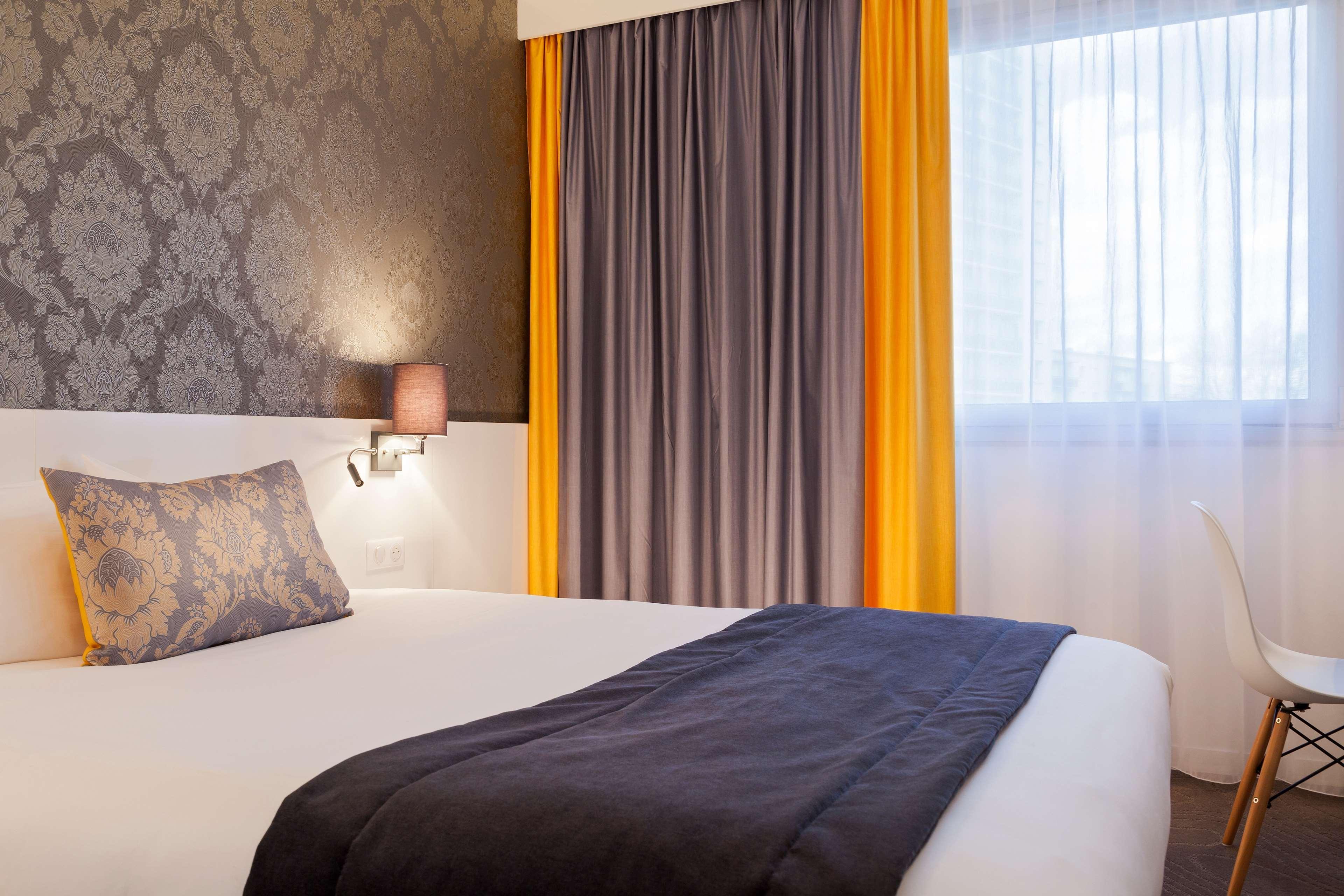 Hotel Kyriad Tours St Pierre Des Corps Gare Сен-П'єрр-де-Кор Екстер'єр фото