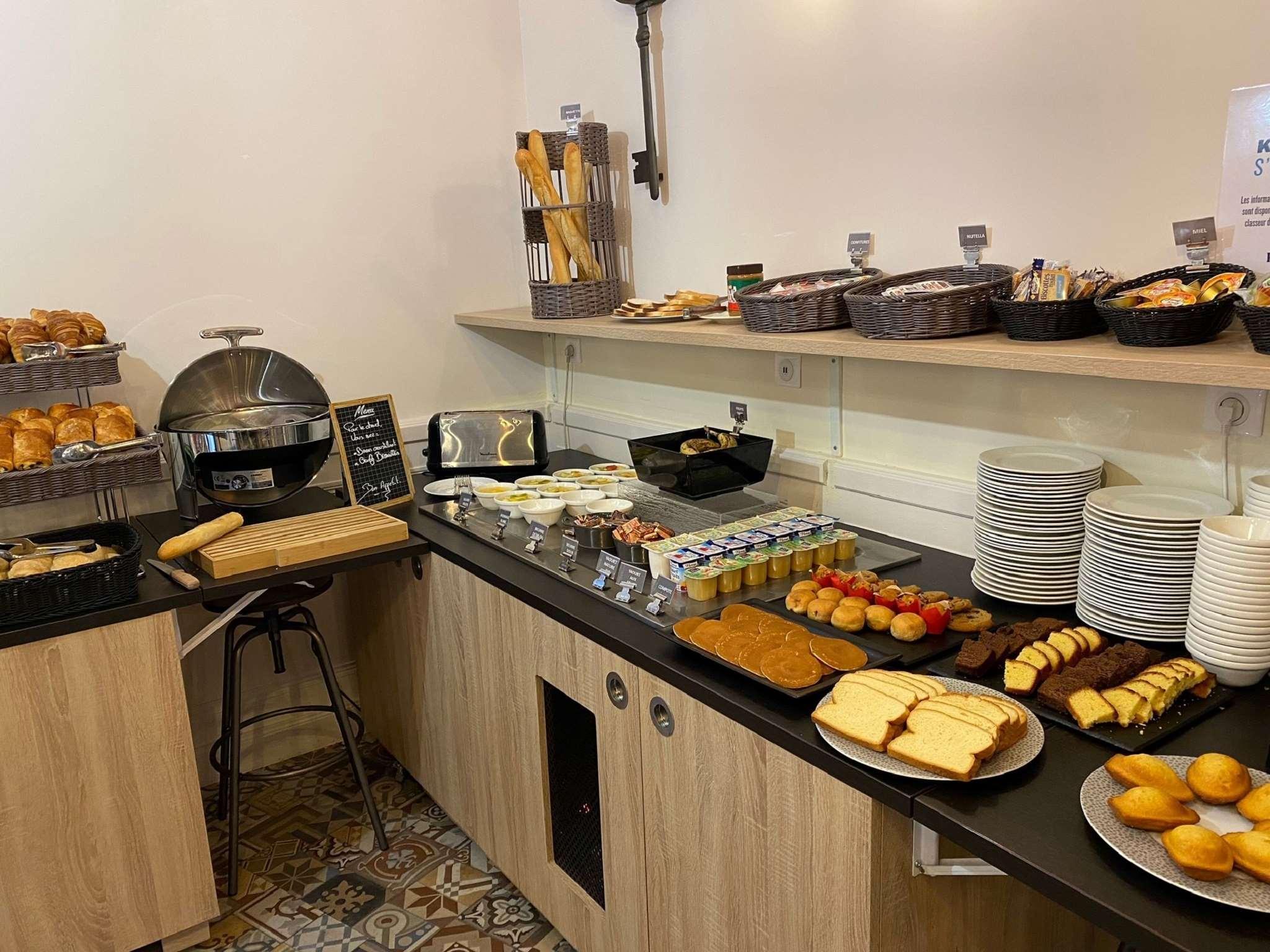 Hotel Kyriad Tours St Pierre Des Corps Gare Сен-П'єрр-де-Кор Екстер'єр фото