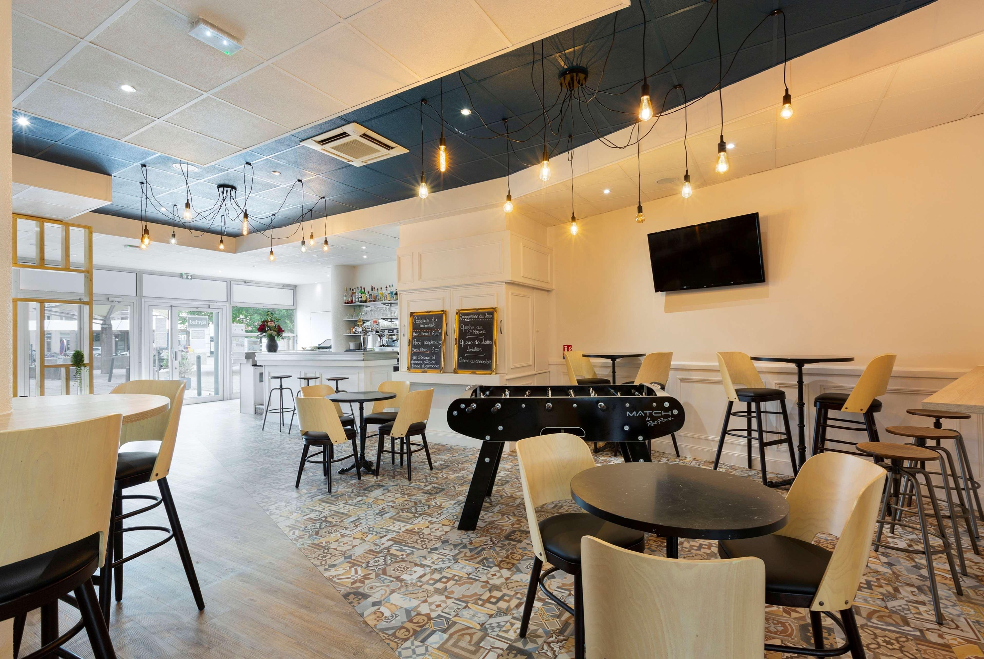 Hotel Kyriad Tours St Pierre Des Corps Gare Сен-П'єрр-де-Кор Екстер'єр фото